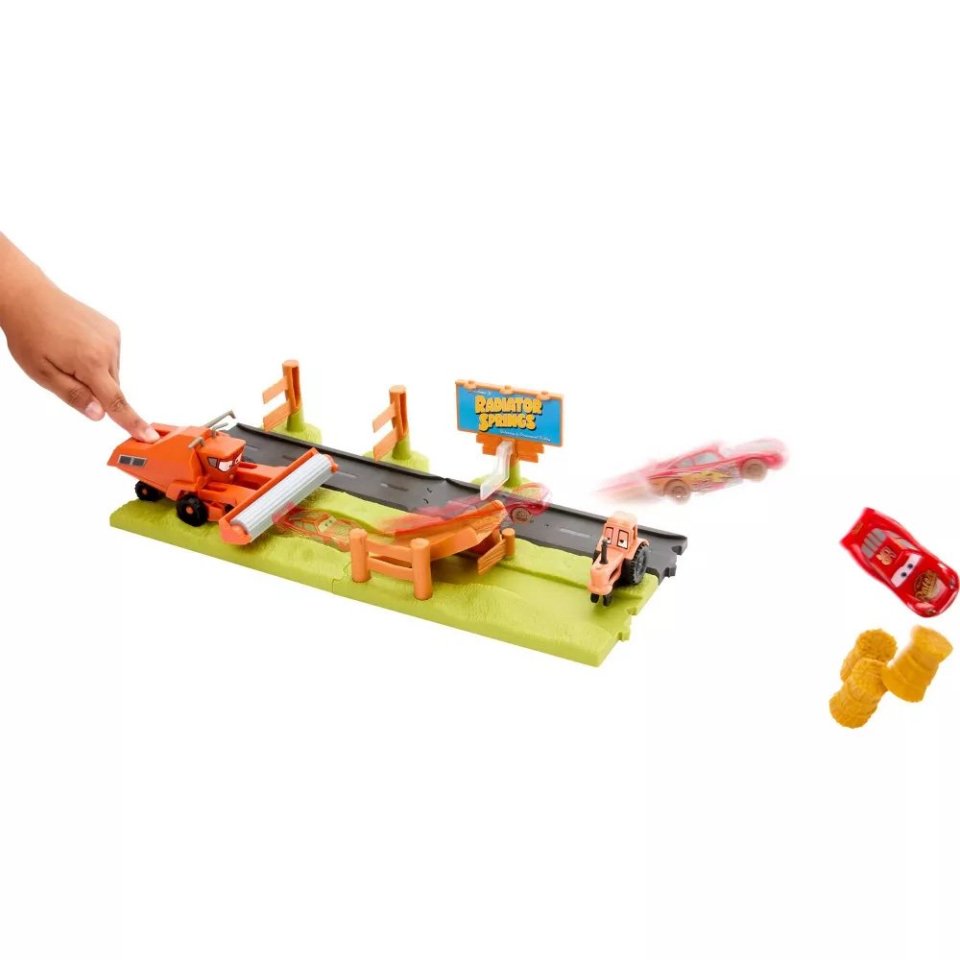 CARS ON THE ROAD RED'S FIRE STATION PLAYSET （RED プラ製付属）接続対応