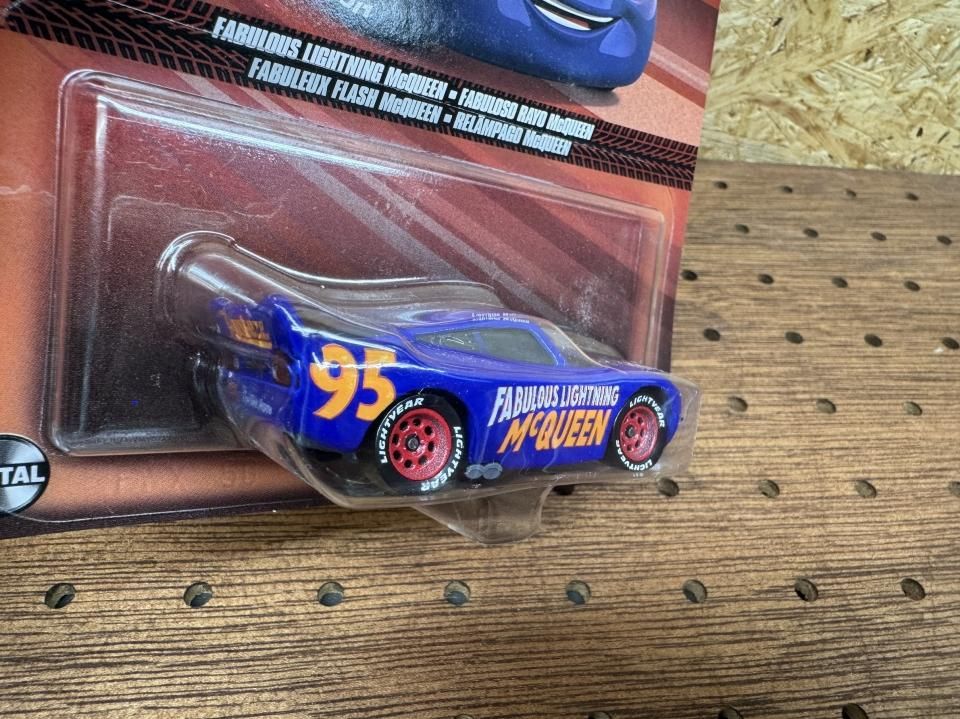 FABULOUS LIGHTNING McQUEEN 2024