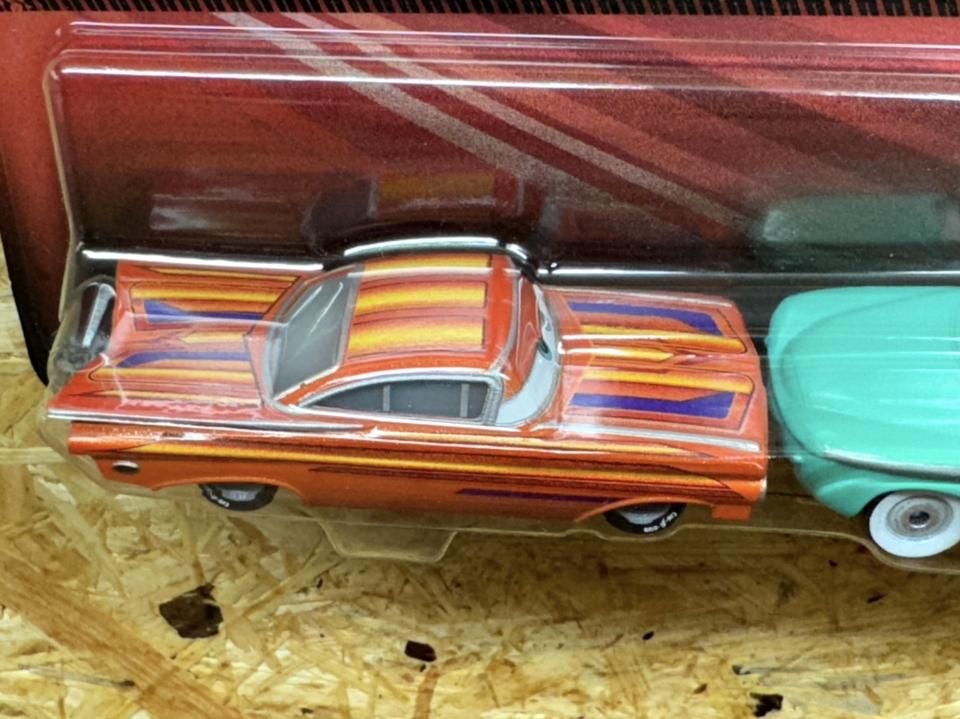 CARS ON THE ROAD RAMONE and FLO 2024