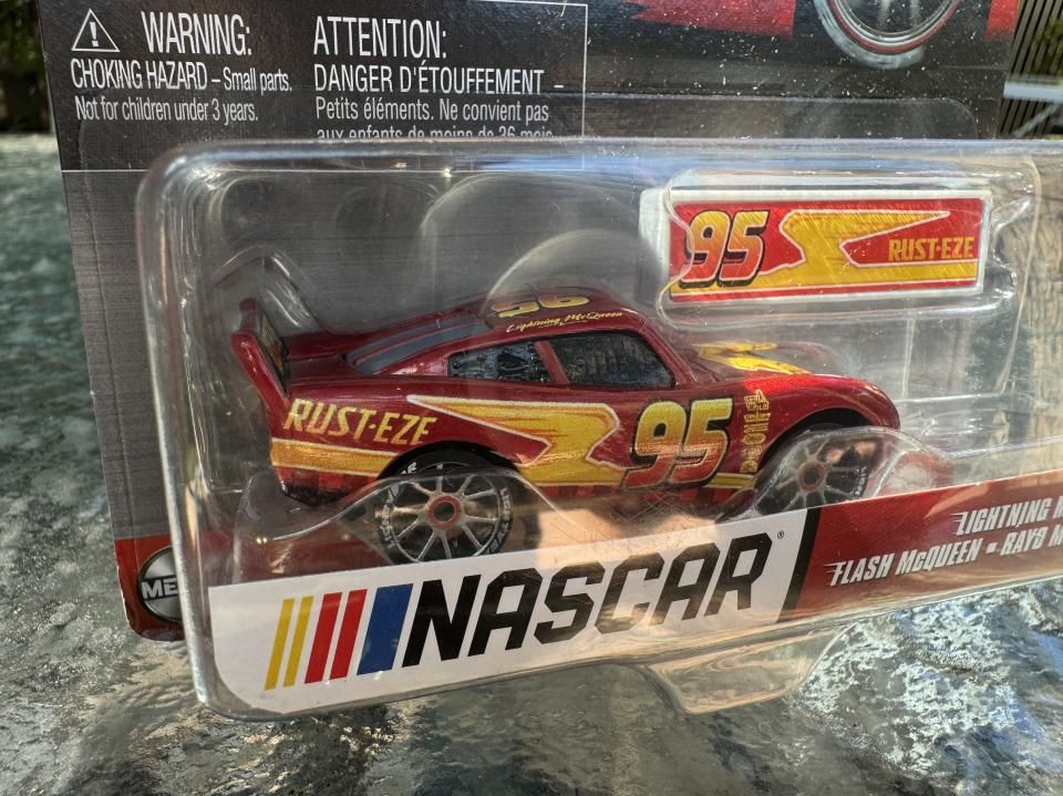 コマたろう出品　NASCAR ミニカー セット Racing Champions 1/64 Nascar diecast #55 Square D Kenny