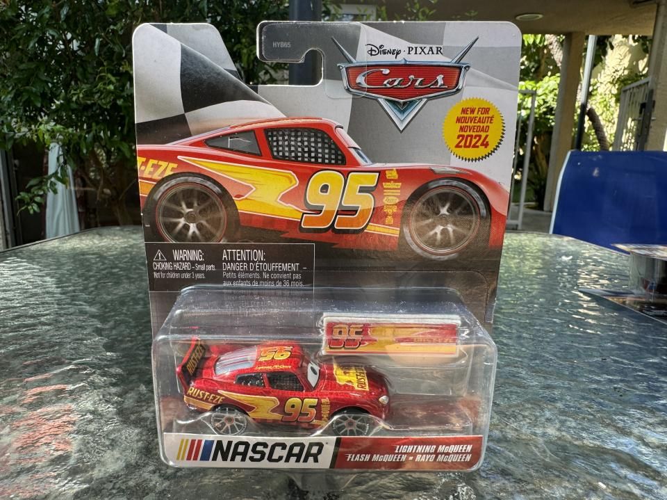 NASCAR SERIES LIGHTNING McQUEEN 2024