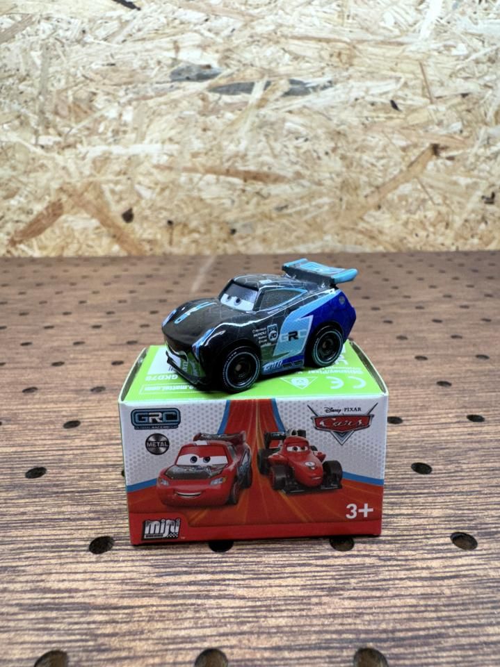 カーズ マテル ミニレーサーズ 10台セット ゴールド ジャクソン ストーム 2023 MINI RACERS ジャクソン ストーム