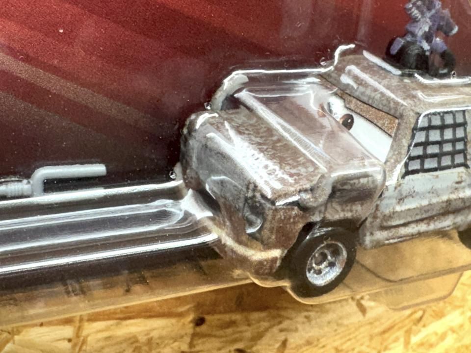 激レア　キア　カーニバル？　韓国　ミニカー s-l400.jpg