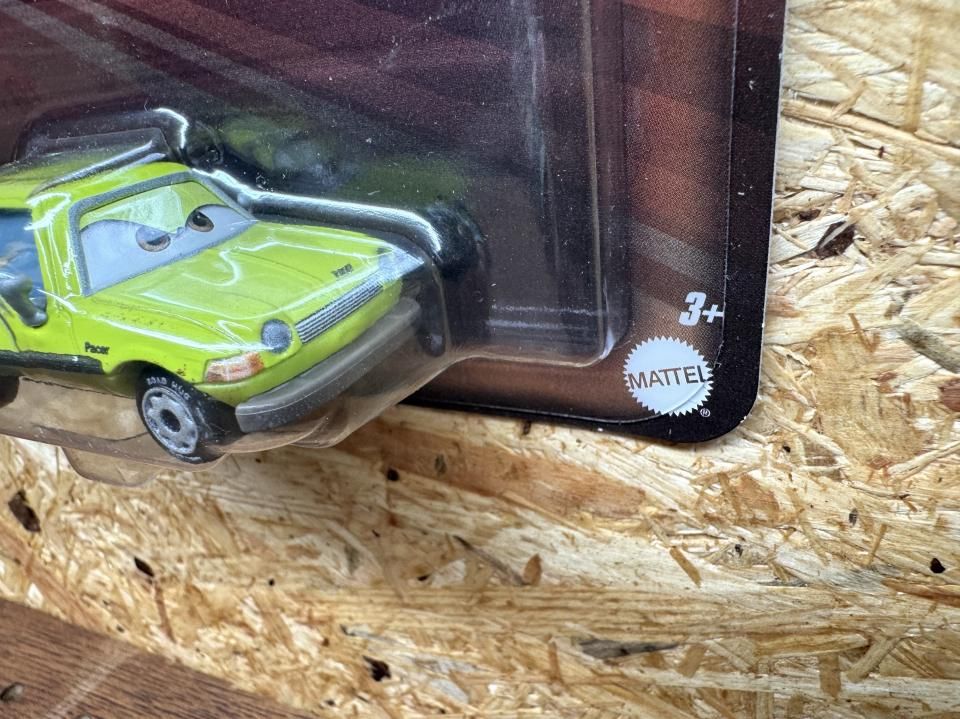 エーサー　マテルカーズ Amazon.co.jp: MATTEL Disney-PIXAR 