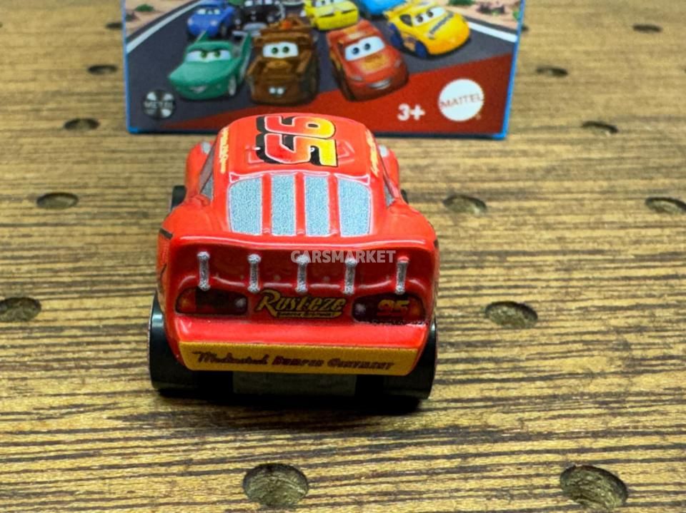 2025 MINI RACERS ライトニングマックイーン (カーズ1 レギュラータイプ）