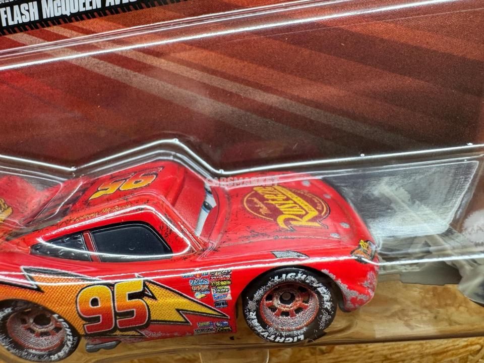 カーズ、マテル、ショベル　マックィーン LIGHTNING McQUEEN WITH SHOVEL 2017