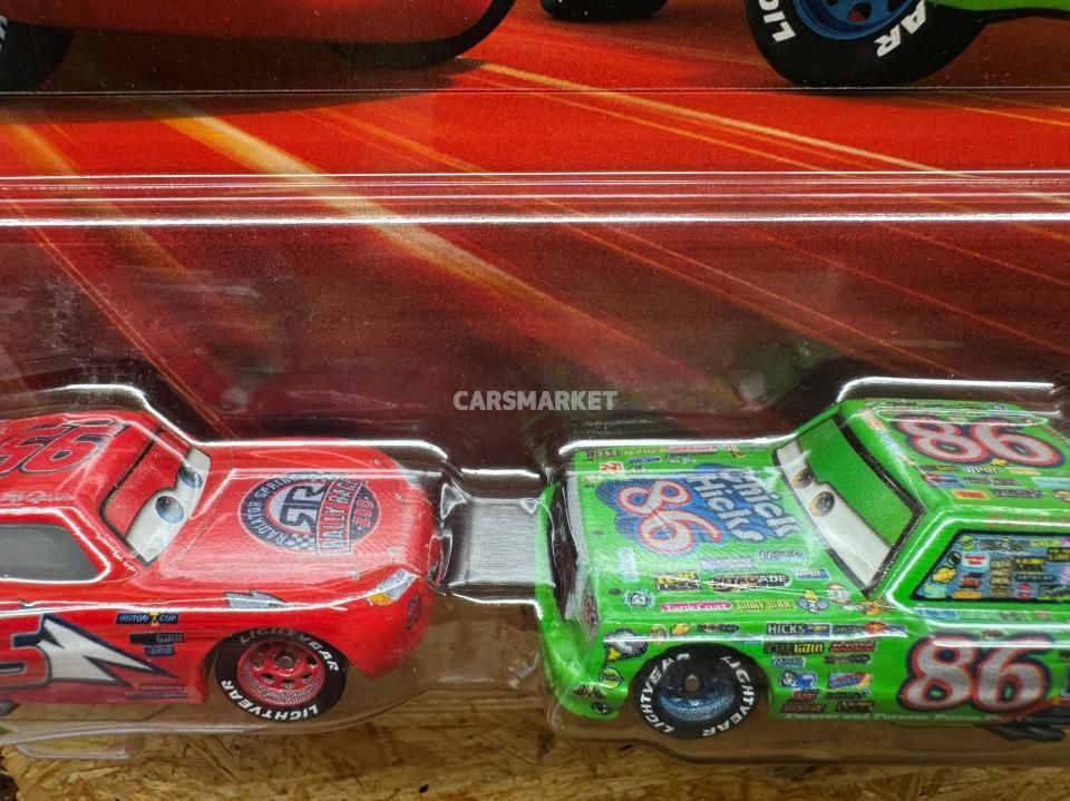 GRC グローバルレーサーカップ LIGHTNING McQUEEN and CHICK