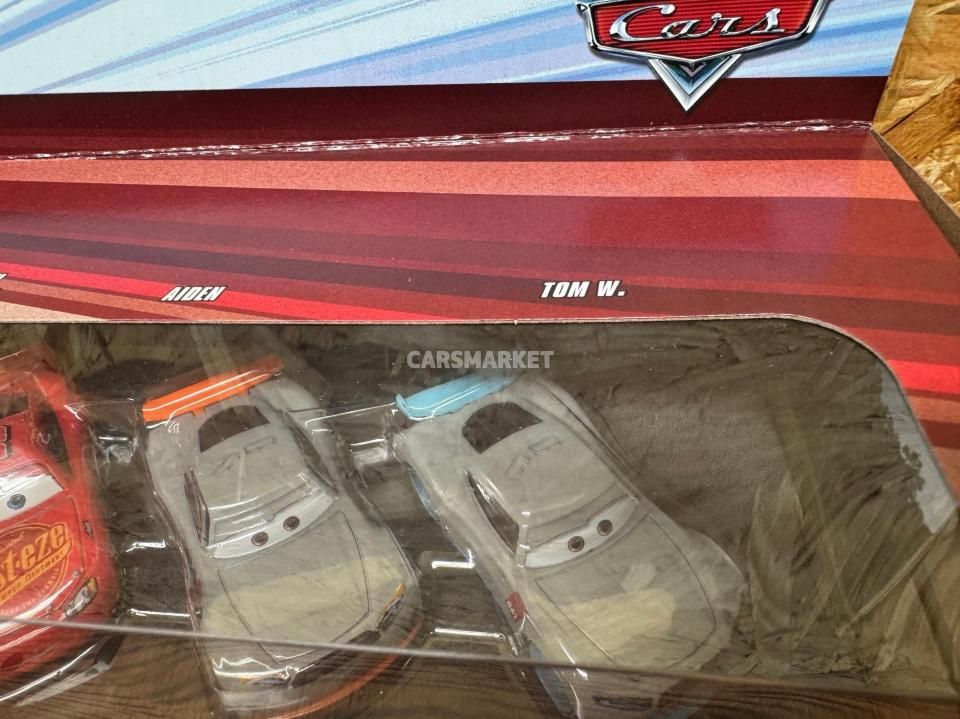 RUSTEZE RACING CENTER 5-PACK 【TOM W. ・AIDEN ・CARS3 LMQ