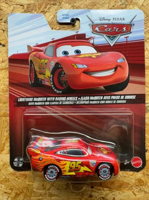 LIGHTNING MCQUEEN WITH RACING WHEELS (CARS2 WGP)  2026 (China) 