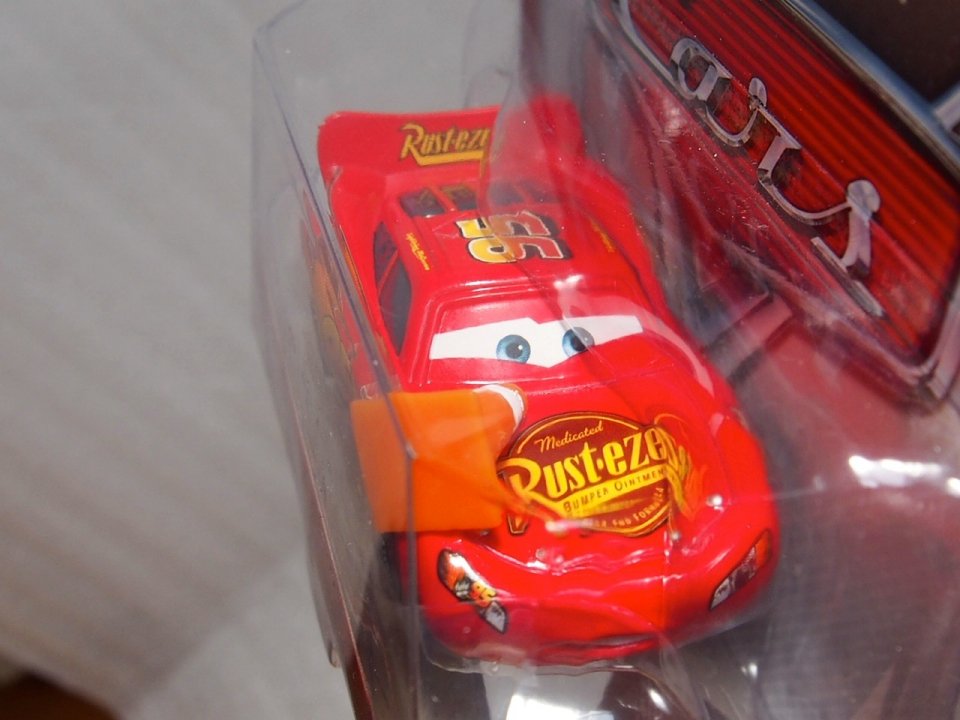 LIGHTNING MCQUEEN WITH CONE