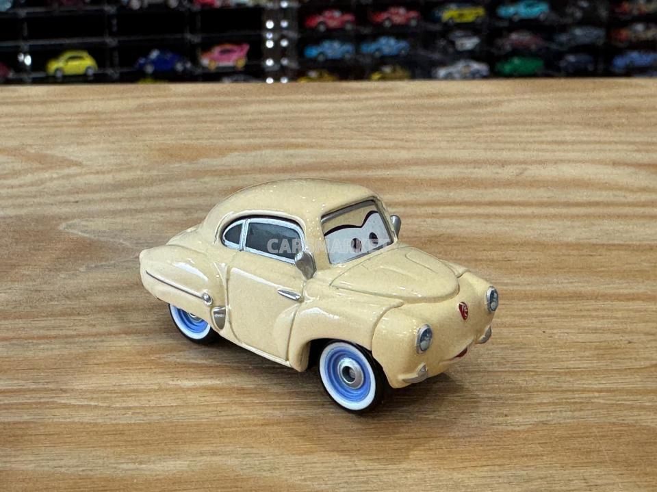 MAMA TOPOLINO