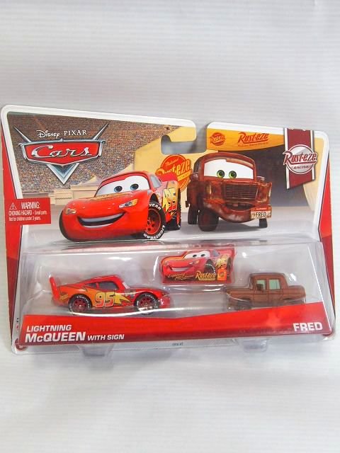 LIGHTNING McQUEEN WITH SIGN & FRED