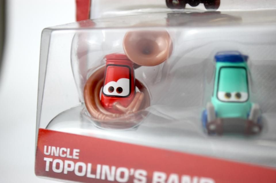 マテル カーズ トッポリーノズバンド ママ アンクル セット マテル カーズ トッポリーノズバンド ママ アンクル セット