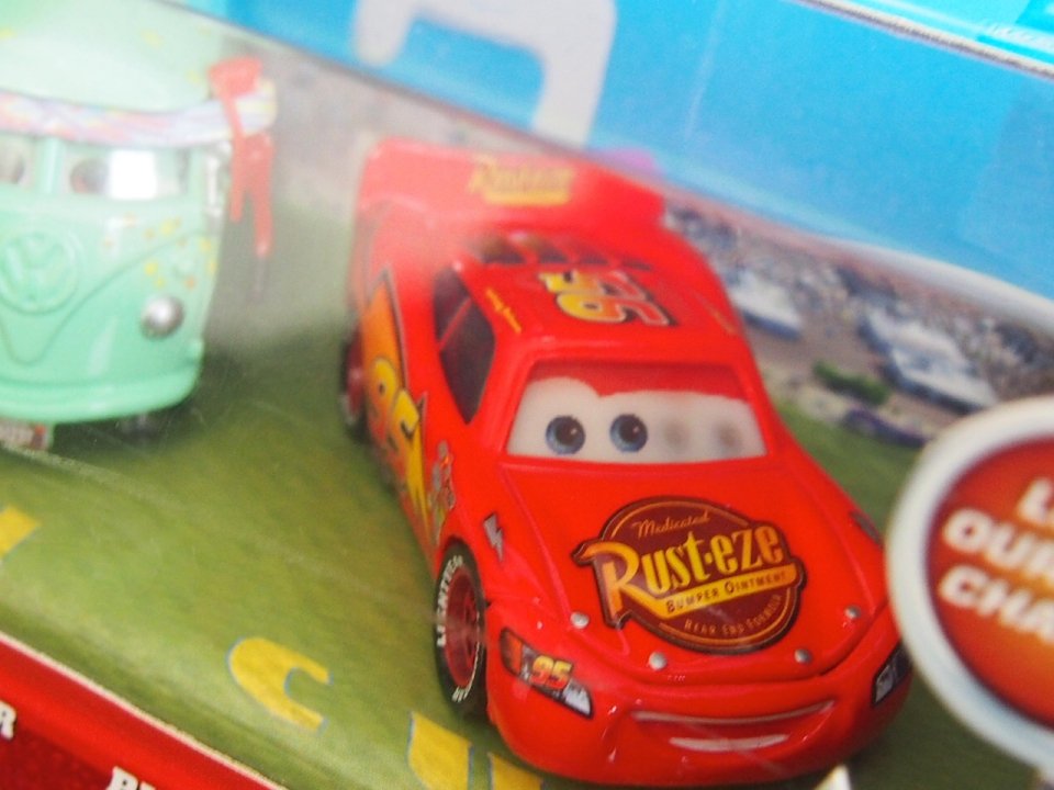 PIT CREW MEMBER SARGE FILLMORE LIGHTNING MCQUEEN 3-CAR GIFT PACK LOOK 版