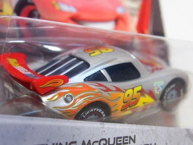 ク*ン様 フィニッシュ　finish マックィーン マックイーン カーズ ミニカ 2022 MINI RACERS WGP ライトニングマックイーン カーズ2