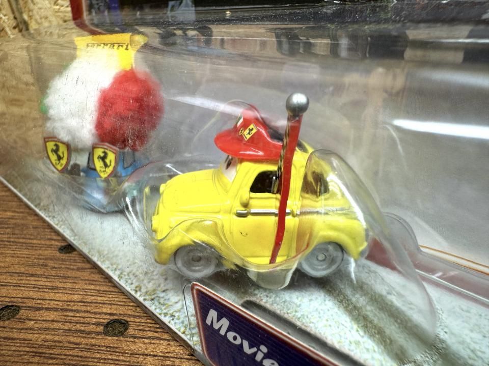 ついに入荷しました。フェラーリファンのグイドとルイジのセット