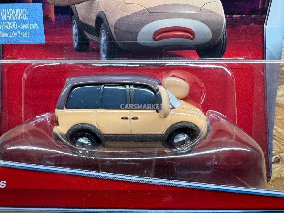 激レア！世界限定4000個CIRCUS VAN スーパーチェイス　極美 2015年版のスーパーチェイス、サーカスバンが入荷しましたよ