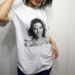 <img class='new_mark_img1' src='https://img.shop-pro.jp/img/new/icons20.gif' style='border:none;display:inline;margin:0px;padding:0px;width:auto;' />PRE "VOGUE" T-SHIRTS