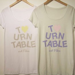 <img class='new_mark_img1' src='https://img.shop-pro.jp/img/new/icons20.gif' style='border:none;display:inline;margin:0px;padding:0px;width:auto;' />"Turntable Films  Small" T-SHIRTS