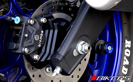 MT-03/MT-25Swing Arm Spools（レーシングスタンドフック） - BIKERS-JAPAN （BIKERS正規ディーラー)