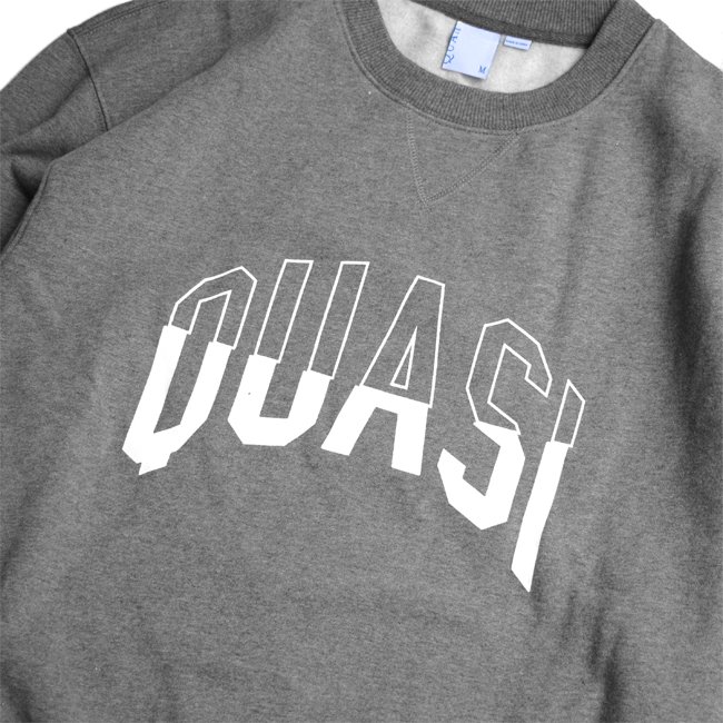 QUASI ARC Crew Sweat / Charcoal (クアジ クルーネックスウェット)