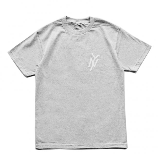 <img class='new_mark_img1' src='https://img.shop-pro.jp/img/new/icons5.gif' style='border:none;display:inline;margin:0px;padding:0px;width:auto;' />5BORO NY MONOGRAM TEE / HEATHER GREY (ファイブボロ/Tシャツ)