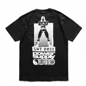 <img class='new_mark_img1' src='https://img.shop-pro.jp/img/new/icons1.gif' style='border:none;display:inline;margin:0px;padding:0px;width:auto;' />SAYHELLO POWER BOY TEE / BLACK (セイハロー / Tシャツ)