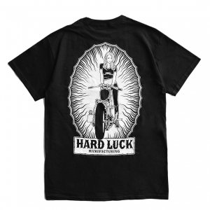 <img class='new_mark_img1' src='https://img.shop-pro.jp/img/new/icons5.gif' style='border:none;display:inline;margin:0px;padding:0px;width:auto;' />HARD LUCK GIANT GUERA TEE / BLACK (ハードラック Tシャツ)