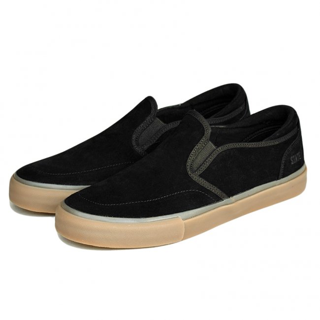 <img class='new_mark_img1' src='https://img.shop-pro.jp/img/new/icons5.gif' style='border:none;display:inline;margin:0px;padding:0px;width:auto;' />STATE FOOTWEAR KEYS / BLACK / GUM SUEDE (ステイト フットウエア スケートシューズ)