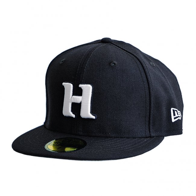 <img class='new_mark_img1' src='https://img.shop-pro.jp/img/new/icons5.gif' style='border:none;display:inline;margin:0px;padding:0px;width:auto;' />HELLRAZOR NEW WORLD 59FIFTY NEW ERA / NAVY (ヘルレイザー ニューエラ)