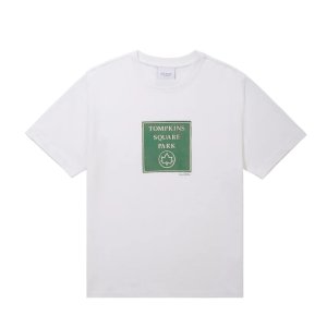 <img class='new_mark_img1' src='https://img.shop-pro.jp/img/new/icons5.gif' style='border:none;display:inline;margin:0px;padding:0px;width:auto;' />GRAND COLLECTION TOMPKINS TEE / WHITE (グランドコレクション Tシャツ / 半袖)