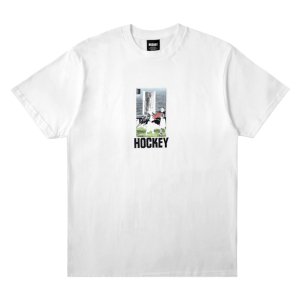 <img class='new_mark_img1' src='https://img.shop-pro.jp/img/new/icons5.gif' style='border:none;display:inline;margin:0px;padding:0px;width:auto;' />HOCKEY FRONT YARD TEE / WHITE (ۥå ȾµT)