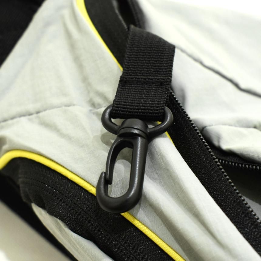 WKND CATAPULT BAG / SILVER（ウィークエンド ボディバッグ