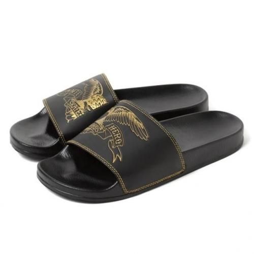 <img class='new_mark_img1' src='https://img.shop-pro.jp/img/new/icons5.gif' style='border:none;display:inline;margin:0px;padding:0px;width:auto;' />ANTI HERO BASIC EAGLE SLIDE SANDAL / BLACK/GOLD (ҡ 饤/