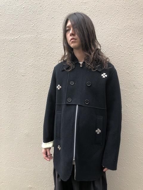 MASU ZIP-UP CLOVER STUDS COAT