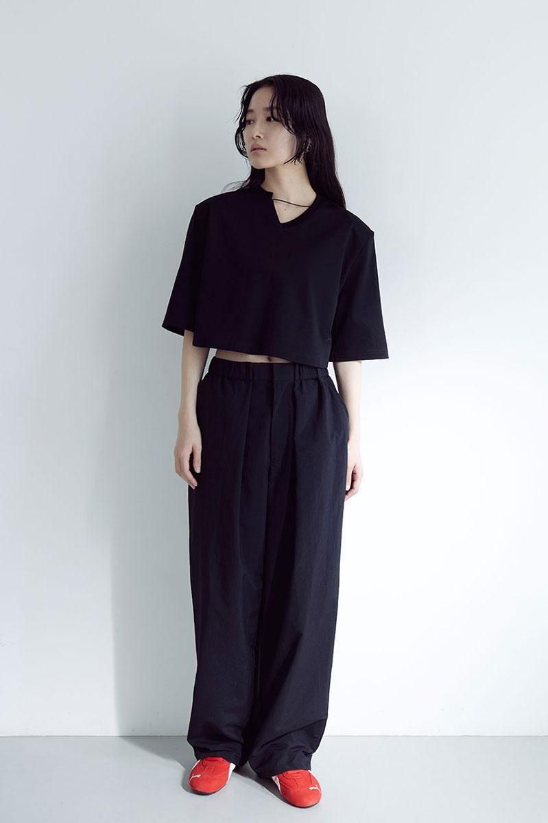 TUCK WIDE NYLON PANTS /BLK