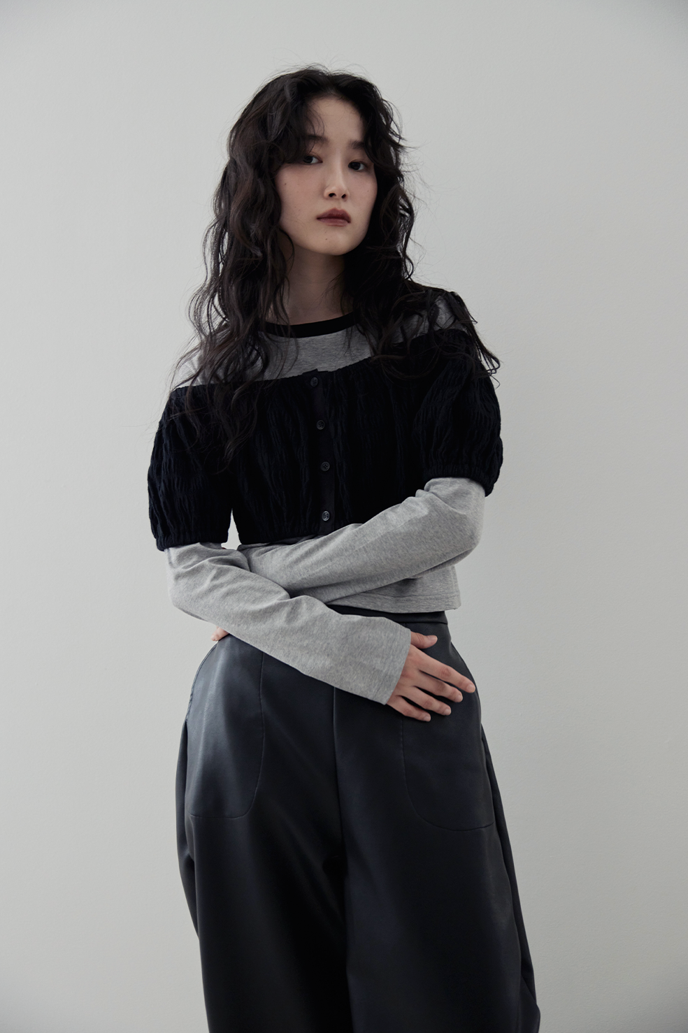 OFF SHOULDER SHIRRING TOP /BLK
