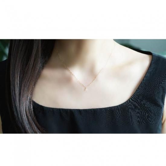 K18ダイヤモンドのブリオレットドロップ一粒ネックレス ~Mariette K18ダイヤモンドのブリオレットドロップ一粒ネックレス ~Mariette