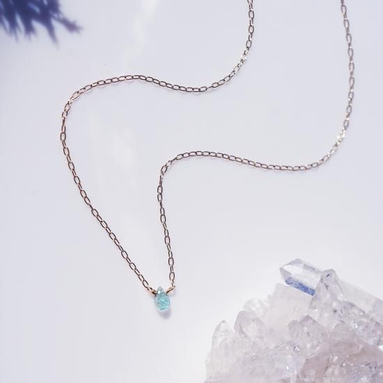 K10エメラルドのブリオレットドロップネックレス ～翠石（すい