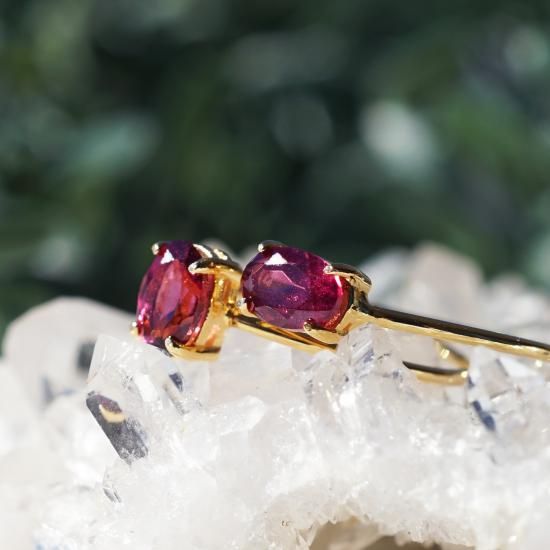 マラヤガーネット6mmのオーバルファセット爪留めリング・縦横可 ～紅紫