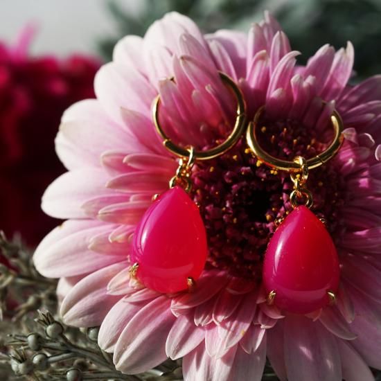 フーシャピンクカルセドニーピアス・サージカルステンレス ～フクシアの花