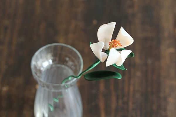 ガラス花瓶　椿模様 ガラス花瓶 椿模様
