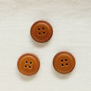 ヴィンテージ革ボタン／ビスケット（中）