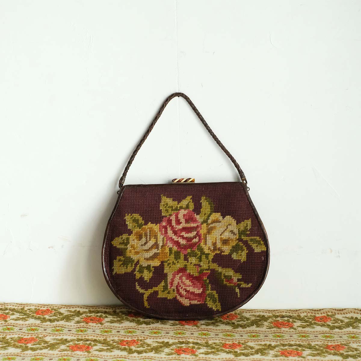 ロラライハリス♡薔薇ブラウンゴブランの刺繍のバッグ♡かなり良い芯材です♫