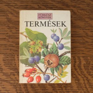 ポケット図鑑『TERMESEK』／ハンガリー