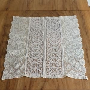 花と葉っぱのレース布／ハンガリー - チャルカお買いものサイト