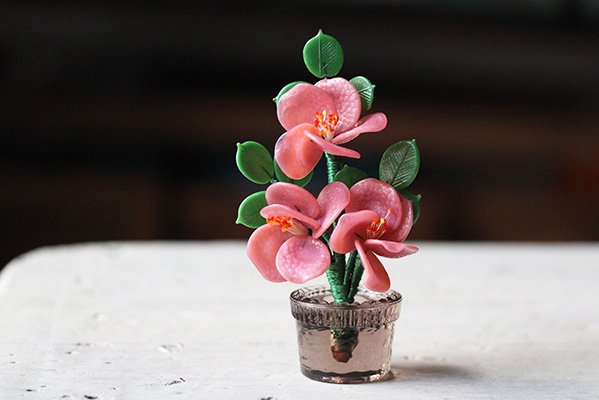 植木鉢に咲くガラスの花（ピンク）／チェコ - チャルカお買いもの