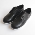 <img class='new_mark_img1' src='https://img.shop-pro.jp/img/new/icons47.gif' style='border:none;display:inline;margin:0px;padding:0px;width:auto;' />GRIS×NINOS Lurie Shoes - Black