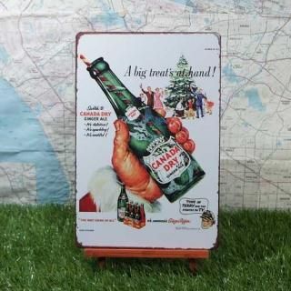 《7UPセブンアップ》 突き出し看板（2002年製）ボルト付き 7UP セブンアップ アメリカン雑貨 ブリキ看板 ドリンク ポスター