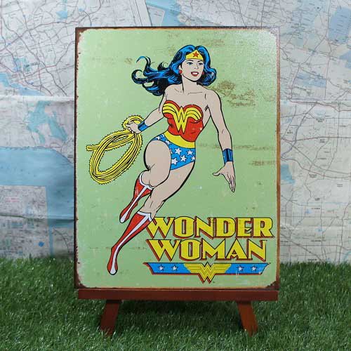 【ブリキ看板】Wonder Woman／ワンダーウーマン　アメリカンヒロイン - -輸入ブリキ看板専門店-　RYUKYU SHOWCASE